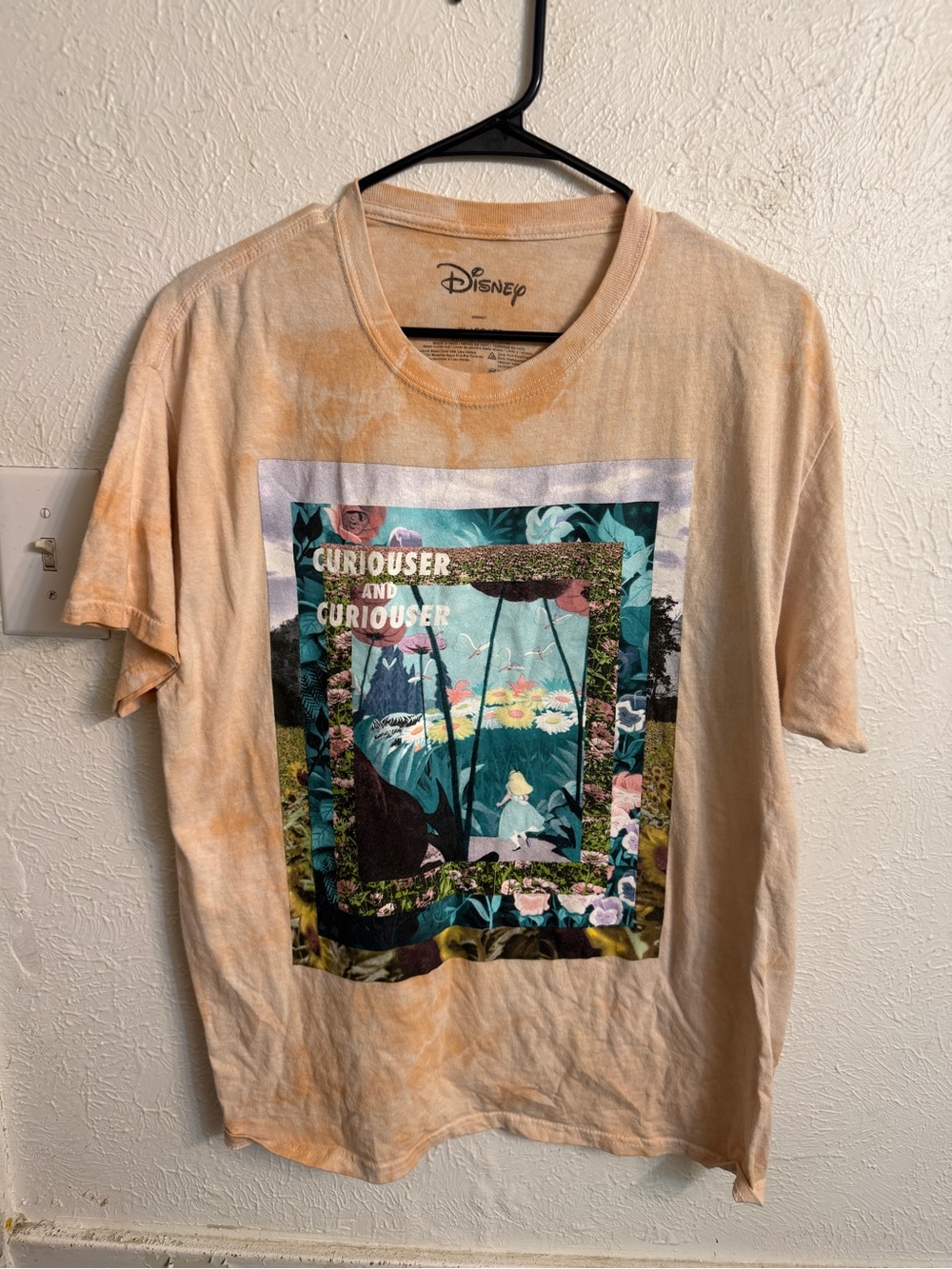 Disney Women’s Peach Tie-Dye Alice in Wonderland Graphic Tee